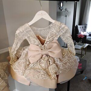 kingdom boutique beautiful dress size 2